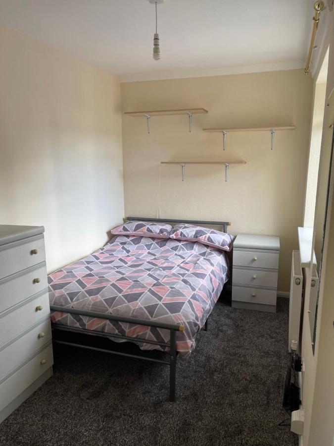 Spacious, Sleeps 17, 3 Bathrooms, Parking, Mansfield Dış mekan fotoğraf