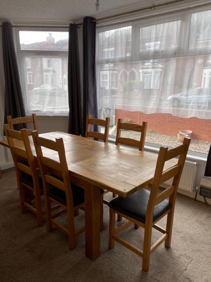 Spacious, Sleeps 17, 3 Bathrooms, Parking, Mansfield Dış mekan fotoğraf