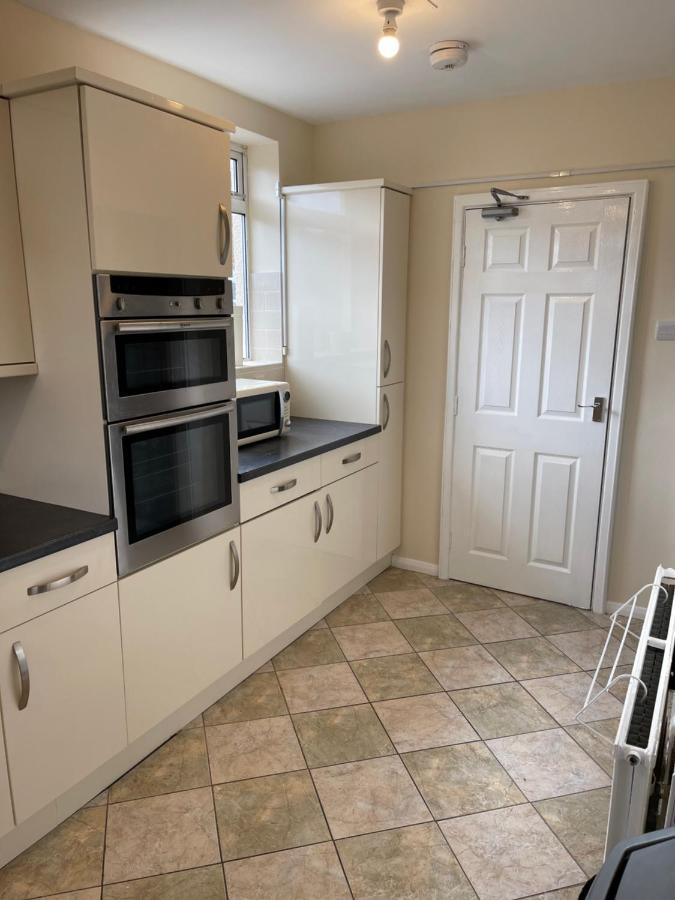 Spacious, Sleeps 17, 3 Bathrooms, Parking, Mansfield Dış mekan fotoğraf