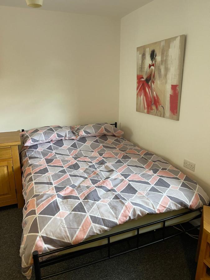 Spacious, Sleeps 17, 3 Bathrooms, Parking, Mansfield Dış mekan fotoğraf