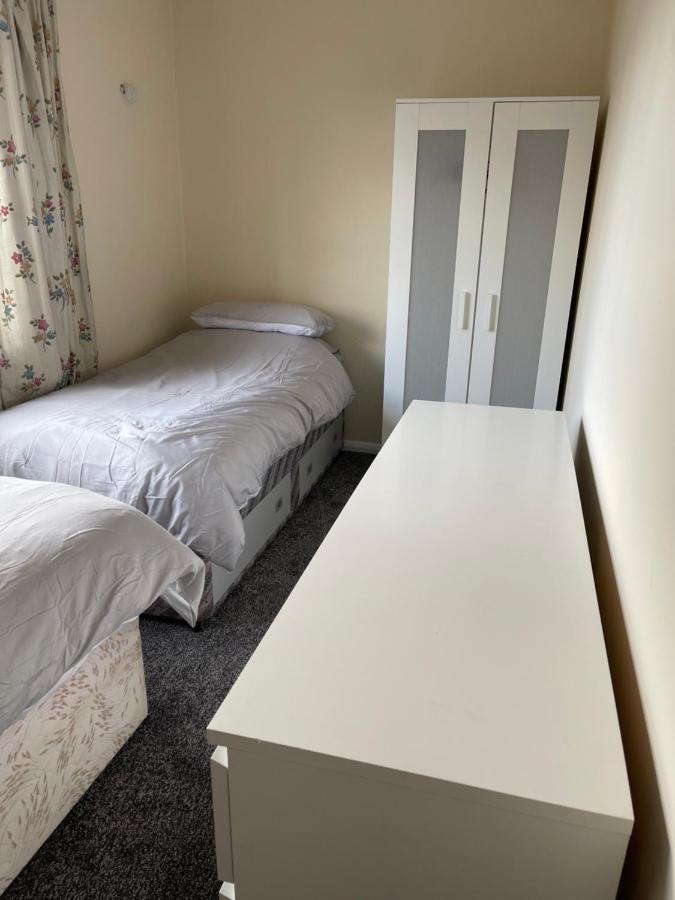 Spacious, Sleeps 17, 3 Bathrooms, Parking, Mansfield Dış mekan fotoğraf