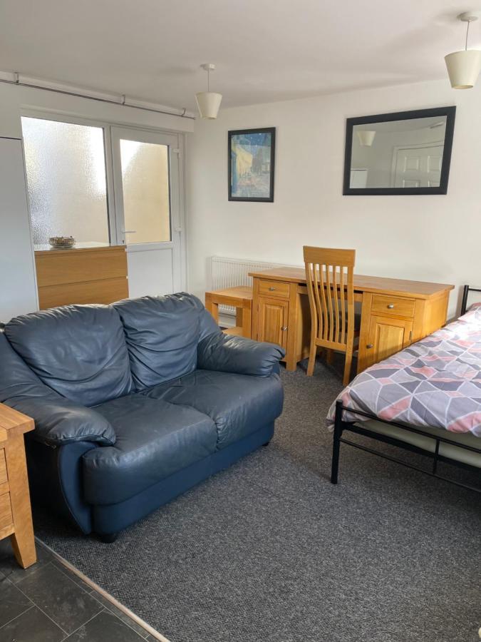 Spacious, Sleeps 17, 3 Bathrooms, Parking, Mansfield Dış mekan fotoğraf